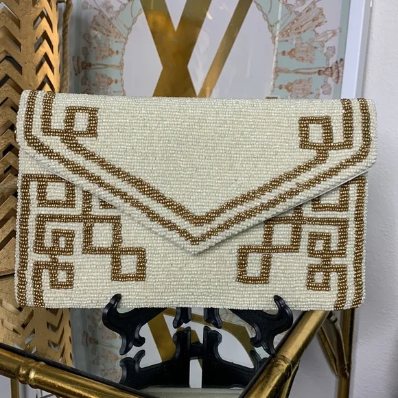 NEW Boutique Handbag - Picture 2 of 6